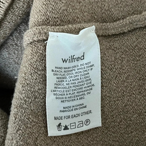 Wilfred/ Knit merino wool/ Mock  neck/ Tan sweater/ Size US S - Picture 7 of 13